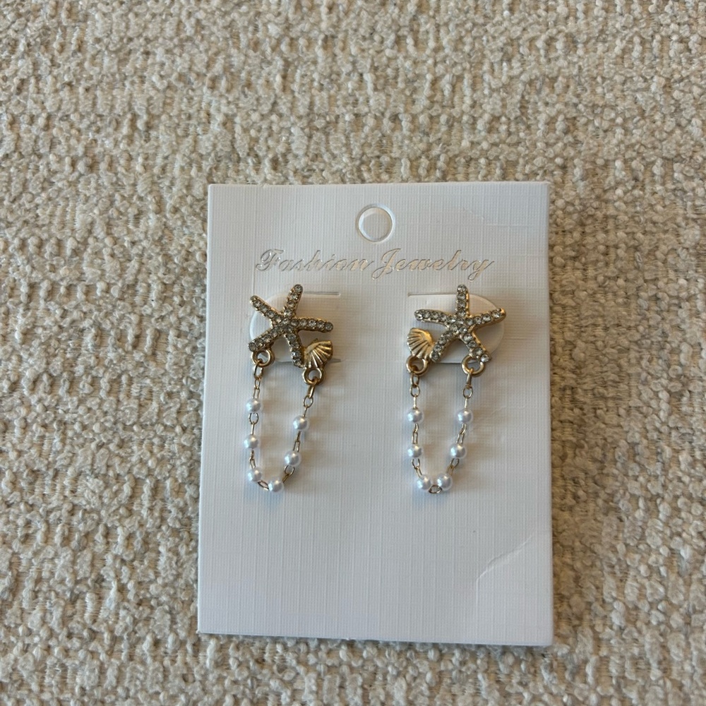 Starfish Pearl Drop Earrings